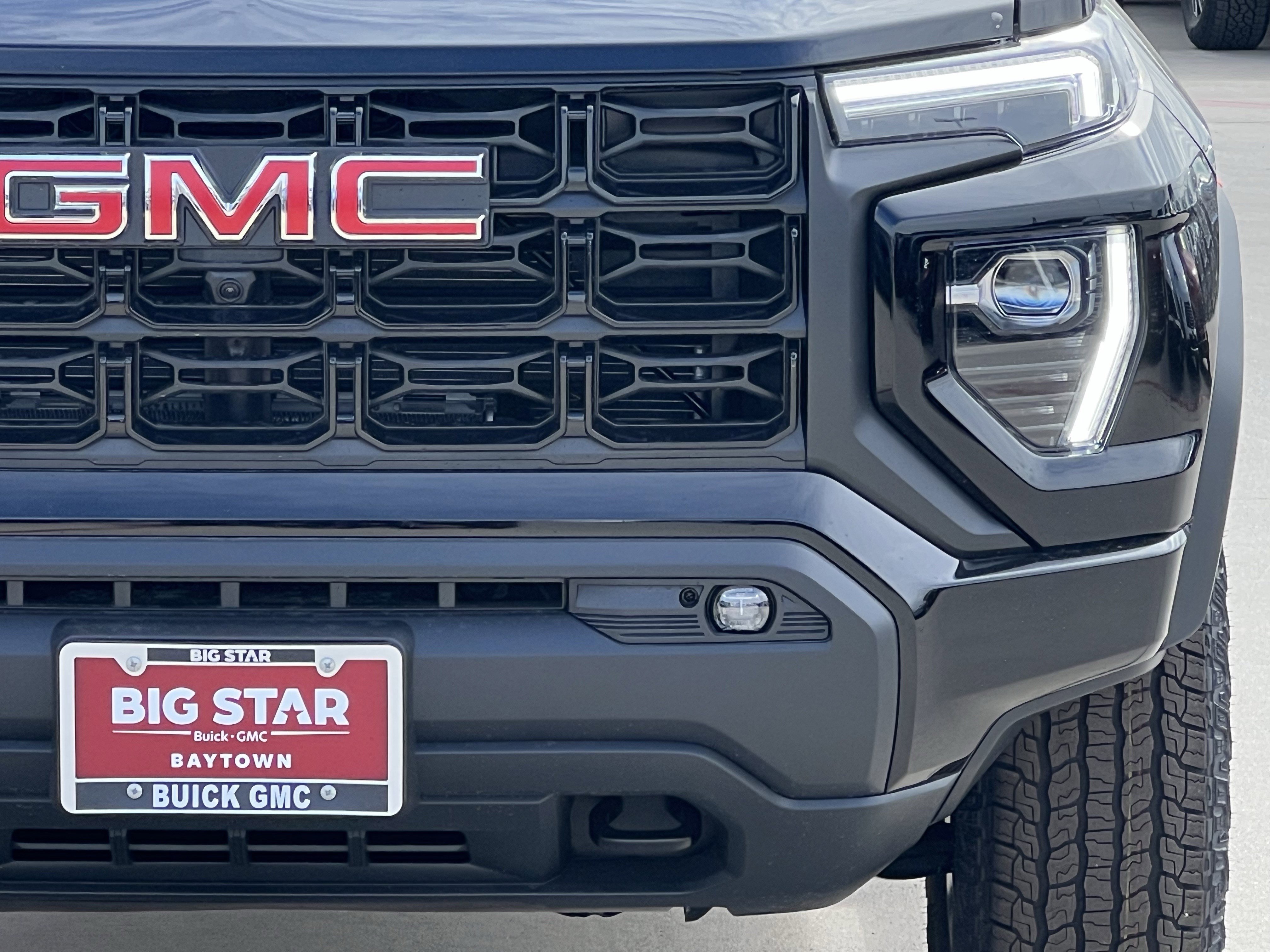New 2026 GMC Canyon Elevation w/ Convenience Package image 7