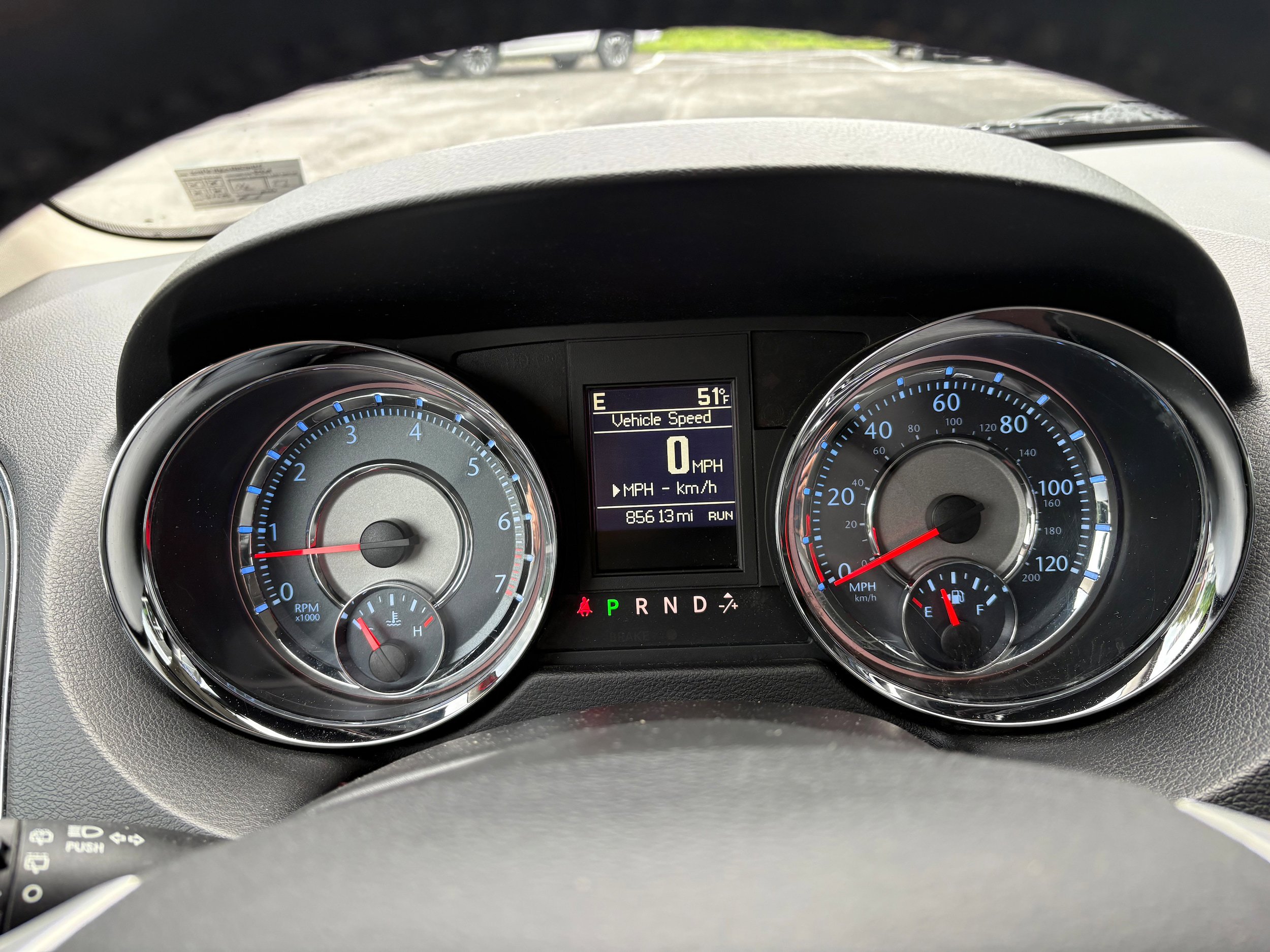Used 2015 Chrysler Town & Country Touring FWD image 19
