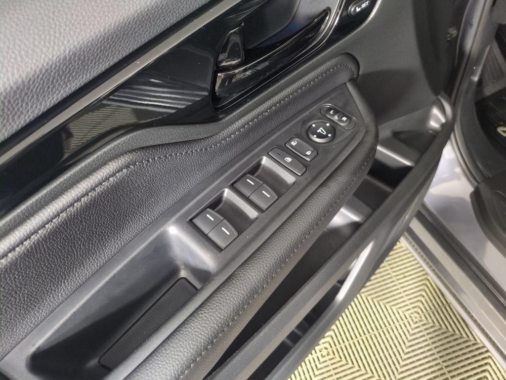 Certified 2024 Honda Odyssey Touring image 15