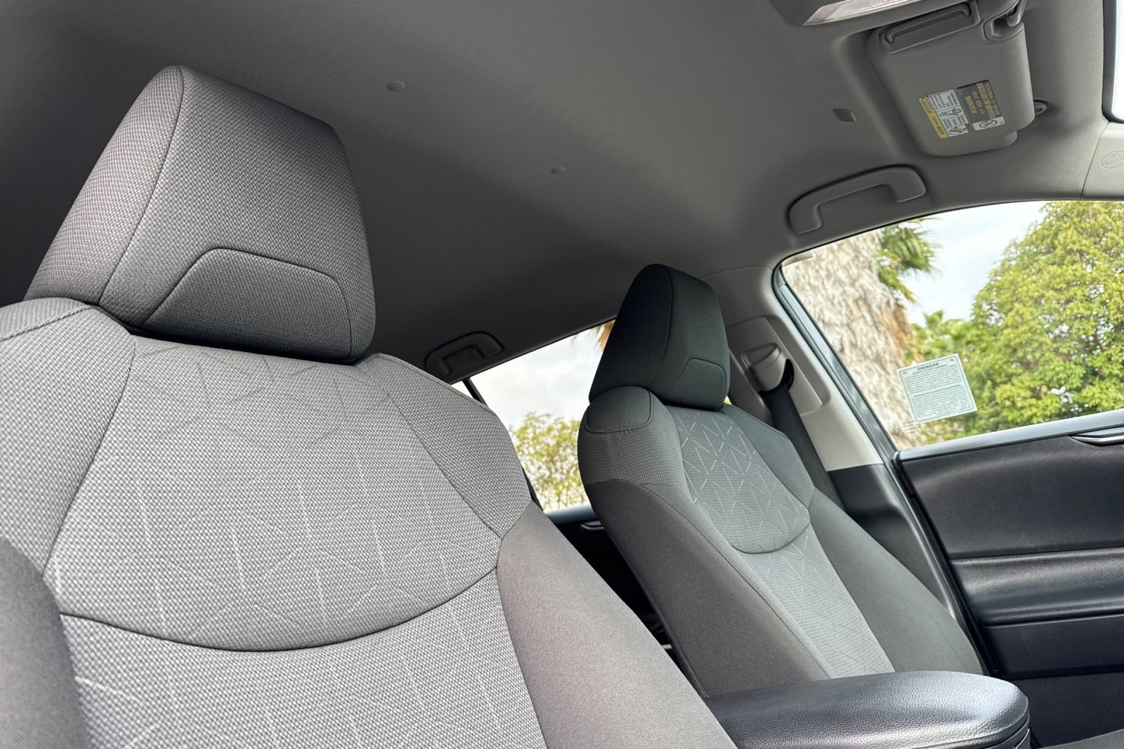 Used 2023 Toyota RAV4 XLE AWD/4WD image 16
