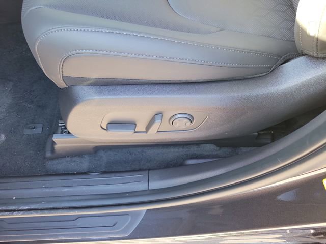 New 2026 Kia Carnival EX image 9