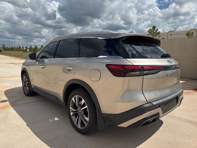 Used 2023 INFINITI QX60 Luxe w/ Performance Audio Package image 5