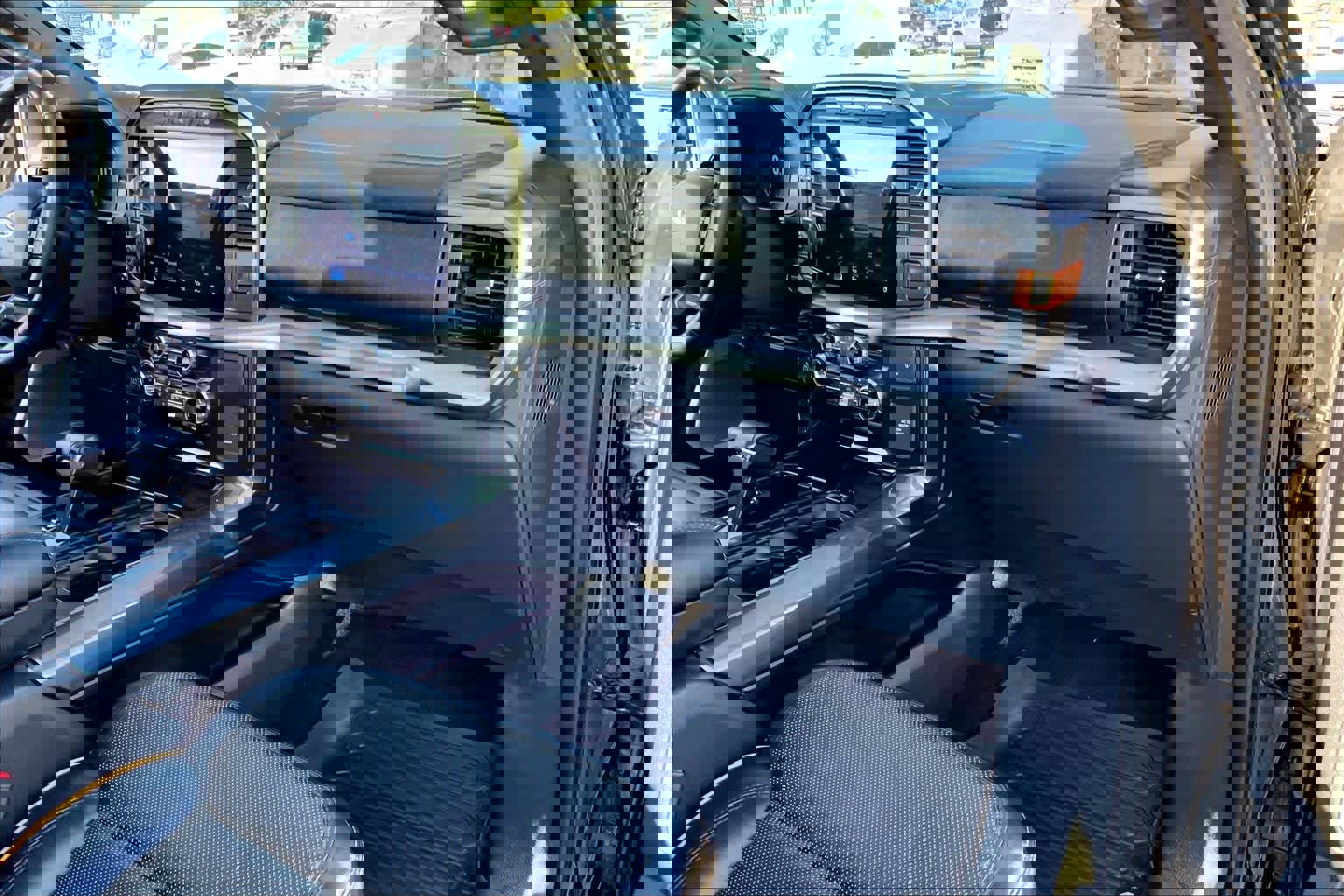 Certified 2022 Ford F150 Tremor w/ Equipment Group 402A High image 16