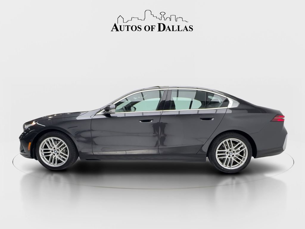 Used 2024 BMW 530i image 7