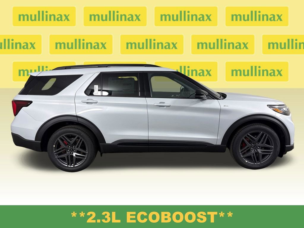 New 2026 Ford Explorer ST-Line RWD image 2