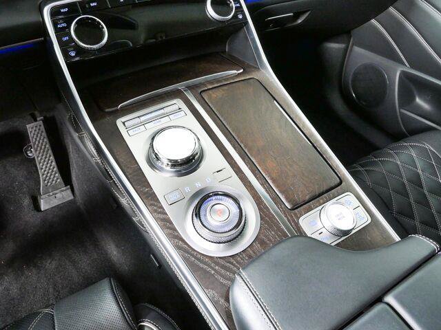 Used 2024 Genesis GV80 3.5T w/ Prestige Package AWD/4WD image 18