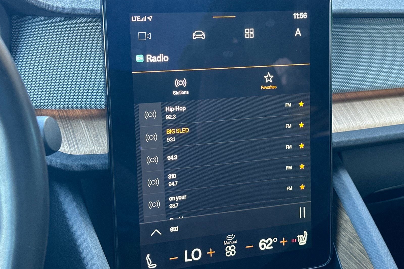 Used 2021 Polestar Polestar 2 w/ Performance Package image 17