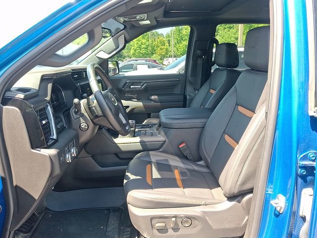 Certified 2024 GMC Sierra 1500 AT4 w/ Technology Package AWD/4WD image 9