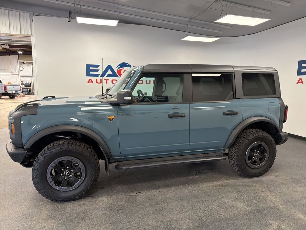 Used 2022 Ford Bronco Badlands image 2