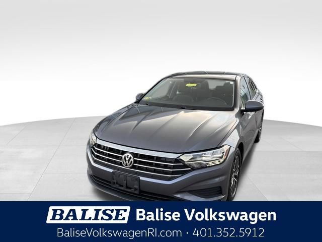 Used 2019 Volkswagen Jetta SE w/ Cold Weather Package FWD image 1