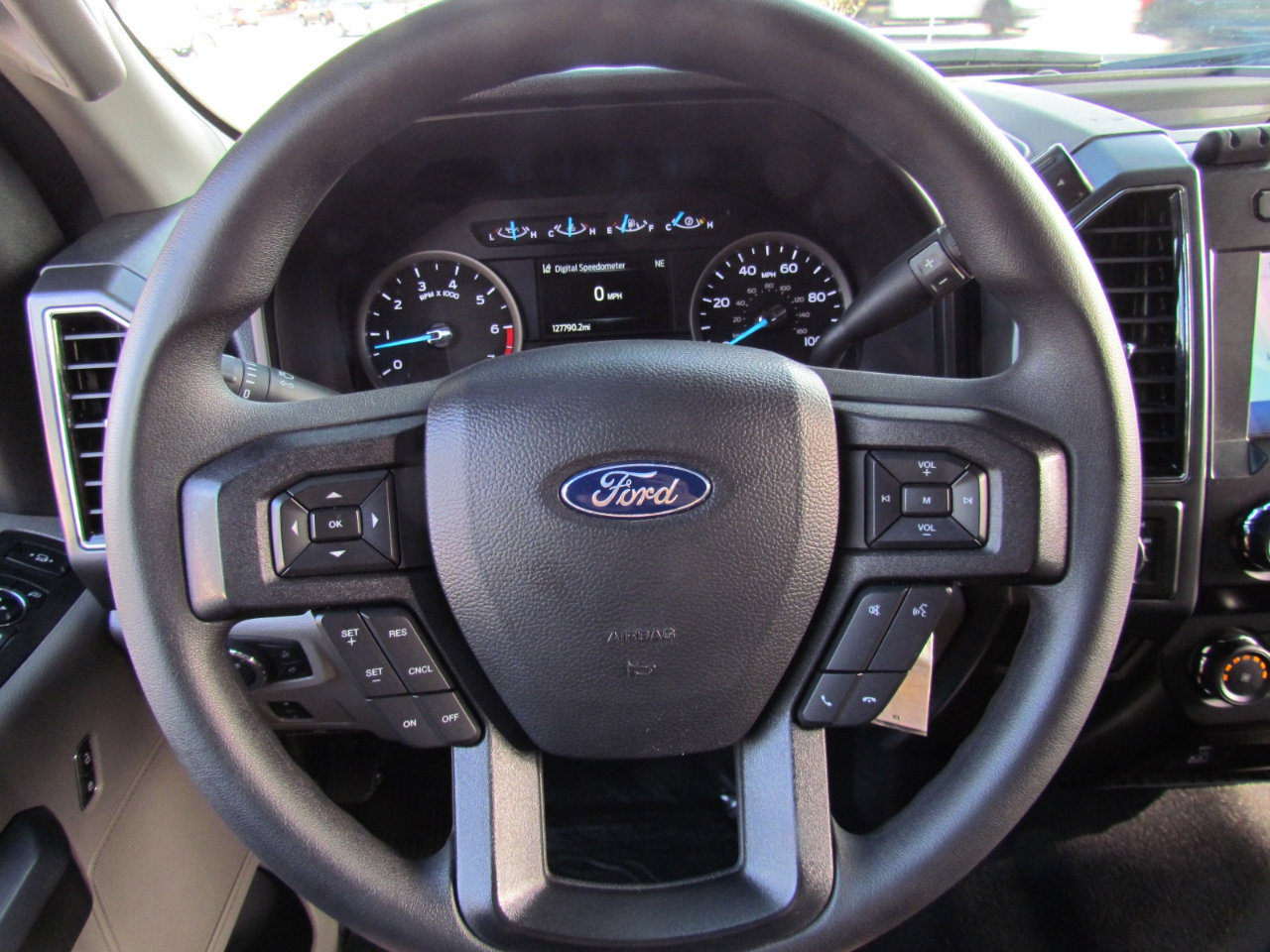 Used 2020 Ford F250 XLT w/ XLT Premium Package image 26