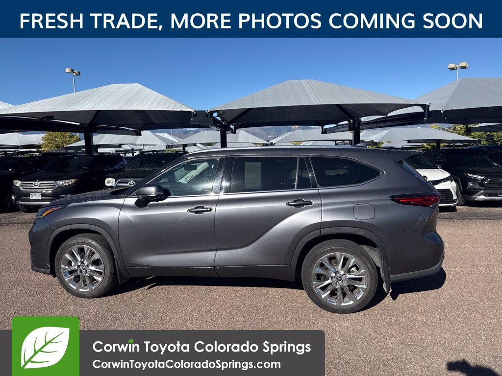 Used 2023 Toyota Highlander Limited AWD/4WD image 9