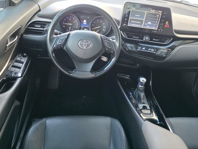 Used 2022 Toyota C-HR Limited FWD image 10
