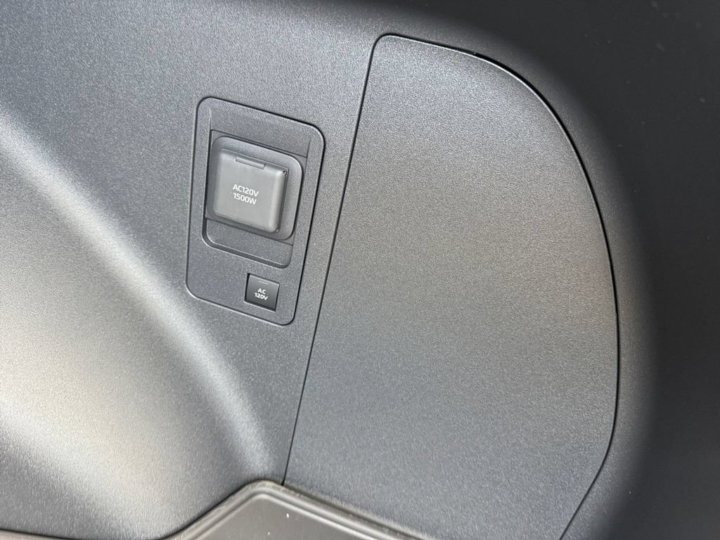 Used 2026 Toyota bZ FWD image 18