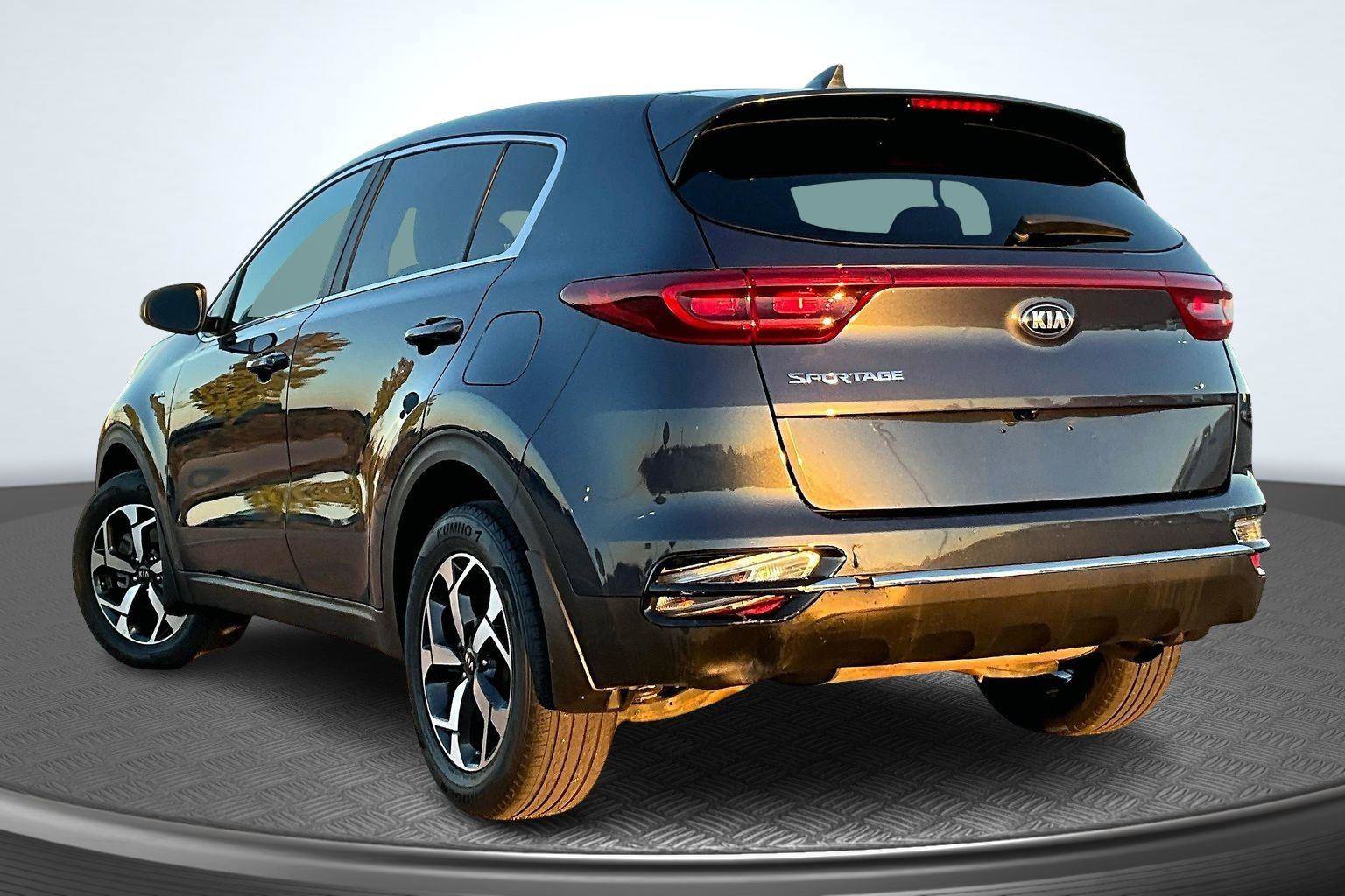Used 2021 Kia Sportage LX image 13