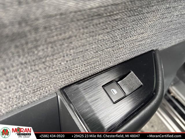 Used 2023 Nissan Rogue S image 22