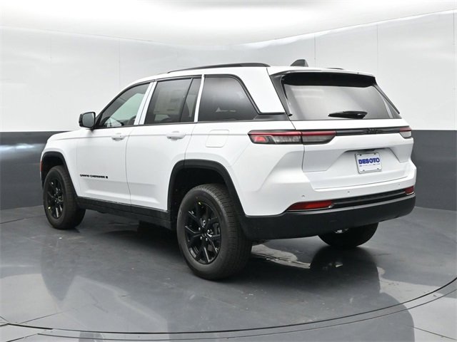 New 2025 Jeep Grand Cherokee Altitude image 6