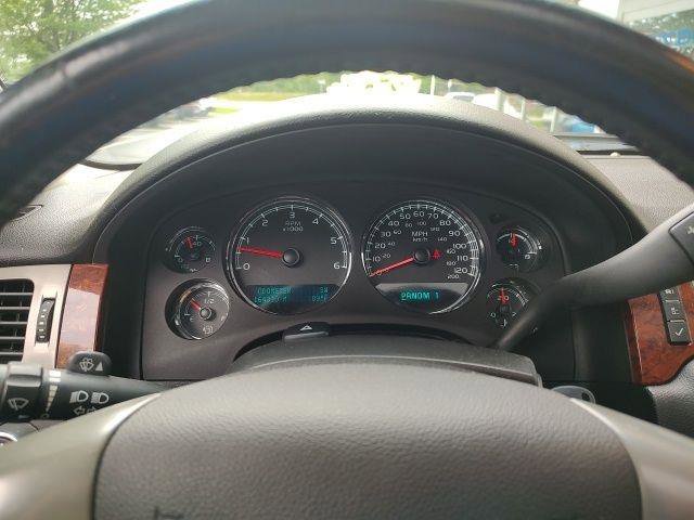 Used 2012 GMC Yukon XL 2500 SLT image 8