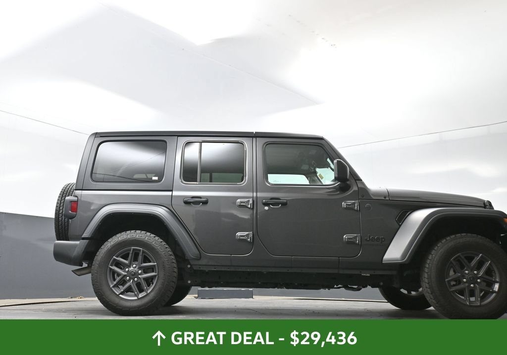 Used 2025 Jeep Wrangler Unlimited Sport AWD/4WD image 51