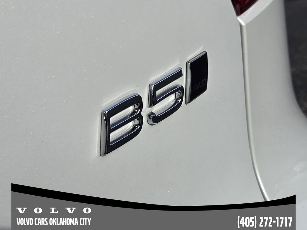 New 2026 Volvo XC40 B5 Plus w/ Protection Package Premier image 11