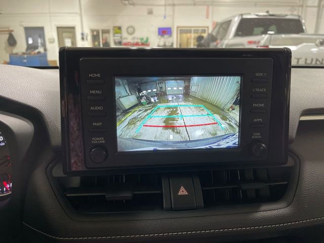 Used 2019 Toyota RAV4 LE w/ All Weather Liner Package image 17