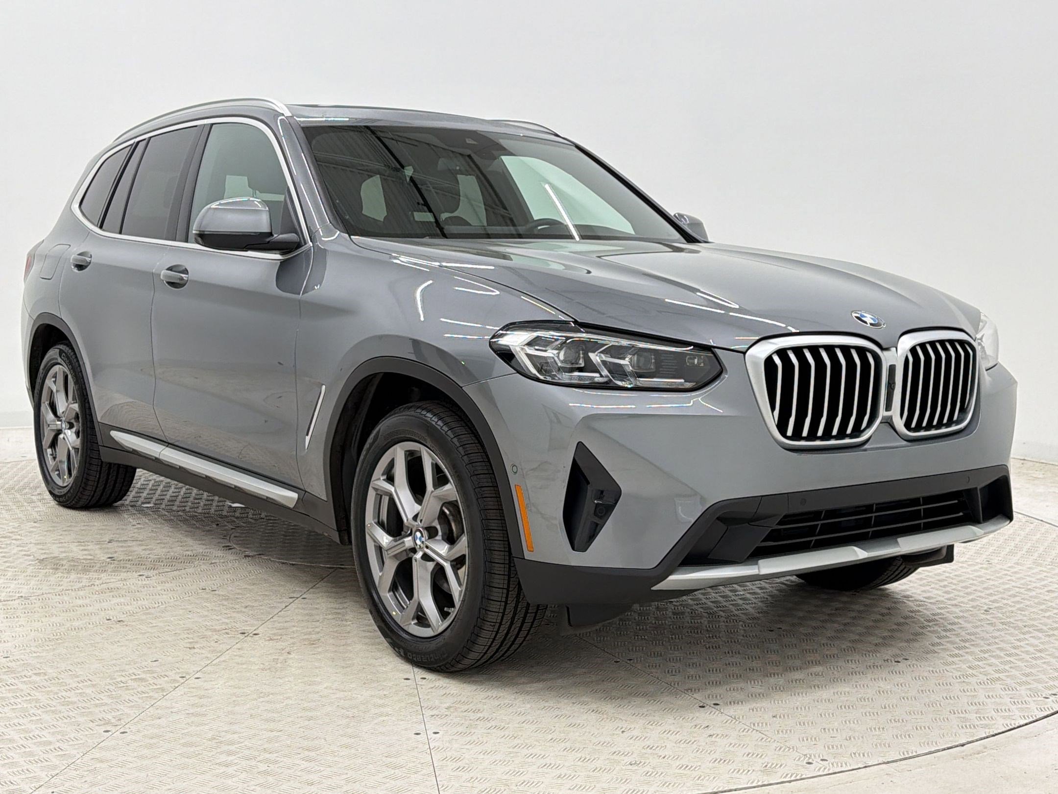 Certified 2023 BMW X3 xDrive30i w/ Premium Package image 7