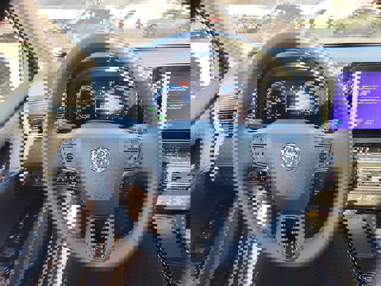 Certified 2025 Toyota Camry XLE image 19