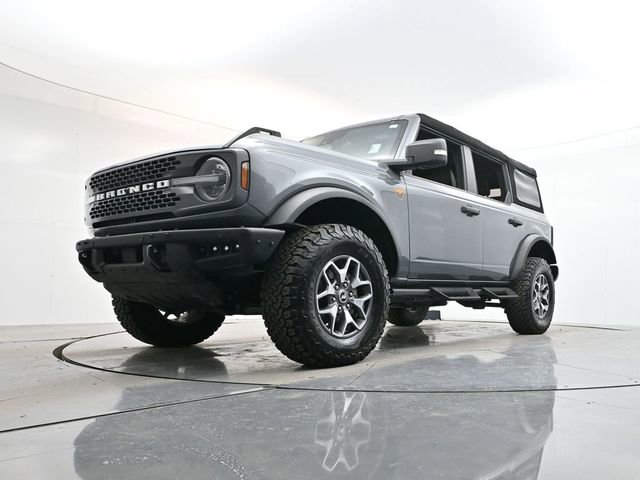 Used 2024 Ford Bronco Badlands image 33