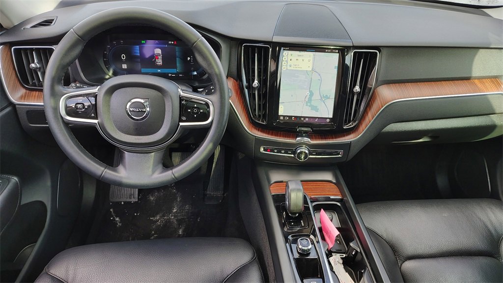 Certified 2024 Volvo XC60 B5 Plus w/ Protection Package Premier image 11