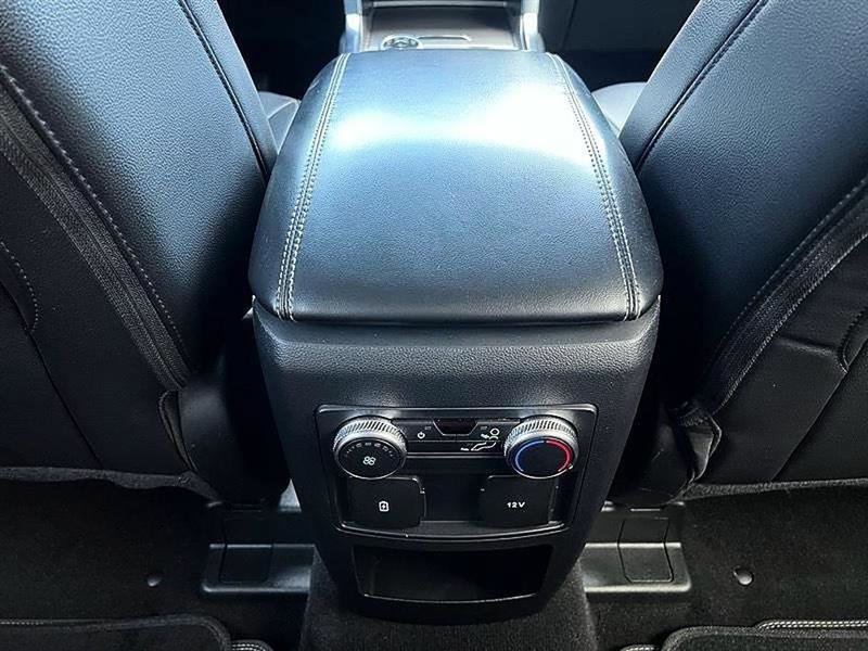 Used 2021 Ford Explorer XLT w/ Equipment Group 202A RWD image 40