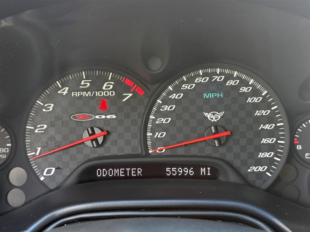 Used 2002 Chevrolet Corvette Z06 w/ Memory Pkg RWD image 40