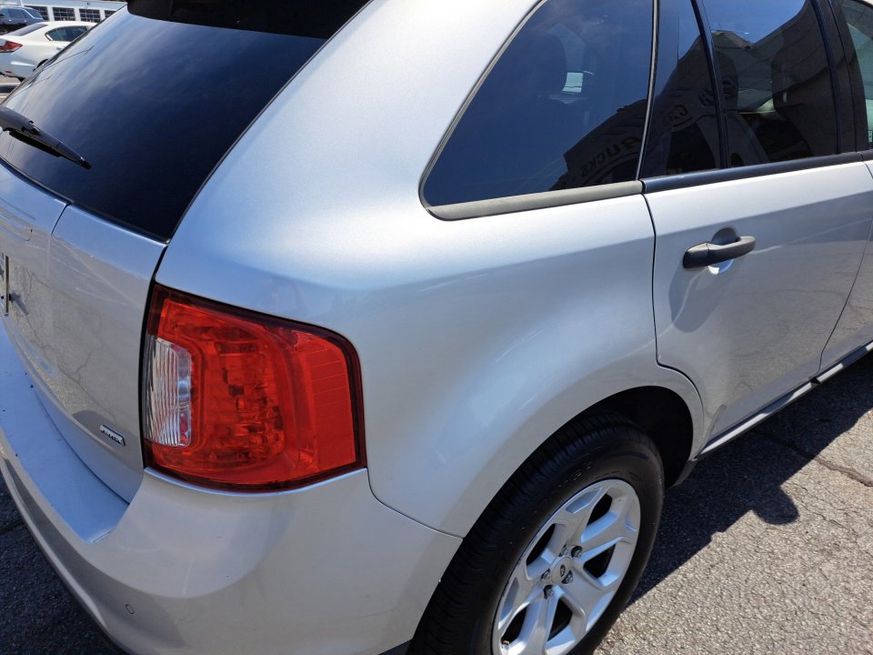 Used 2014 Ford Edge SE w/ Equipment Group 101A AWD/4WD image 23