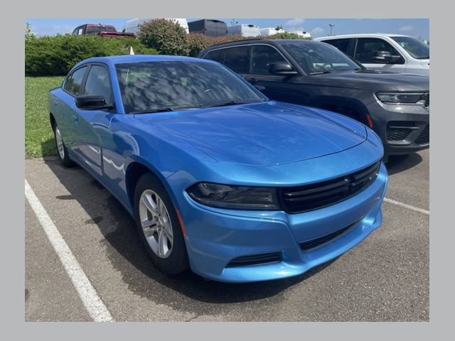 Used 2023 Dodge Charger SXT w/ Cold Weather Package RWD image 1
