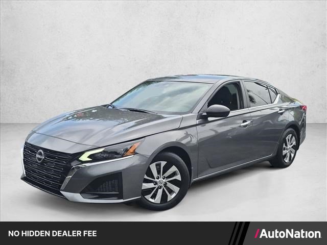 Certified 2025 Nissan Altima 2.5 S FWD image 1