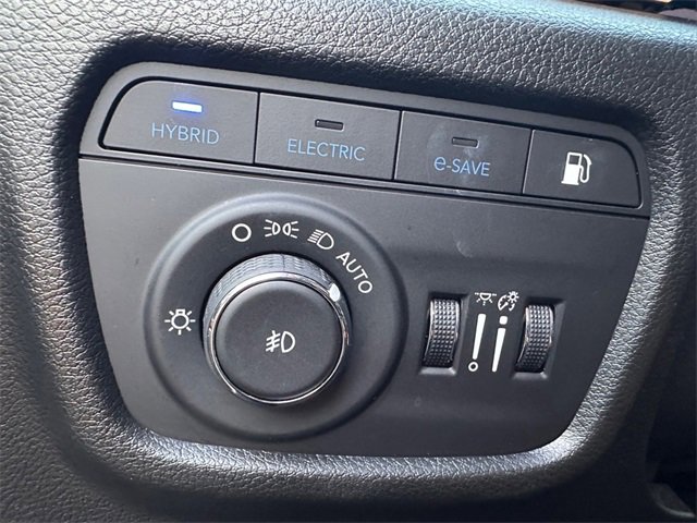 Used 2024 Jeep Grand Cherokee Limited 4xe image 21