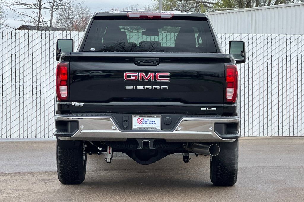 New 2026 GMC Sierra 2500 SLE AWD/4WD image 5