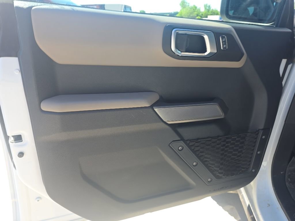 Used 2023 Ford Bronco Wildtrak AWD/4WD image 10