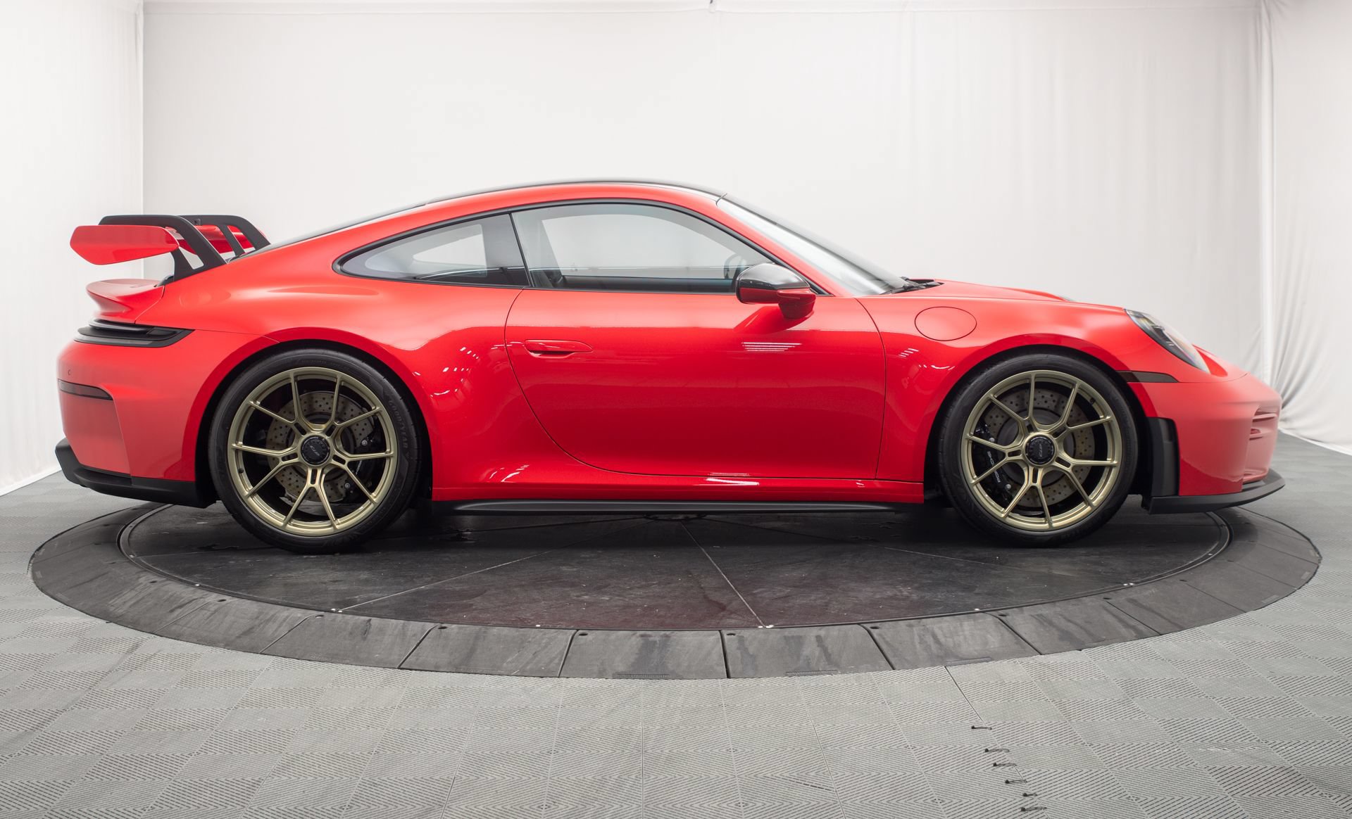 Certified 2026 Porsche 911 GT3 RWD image 2