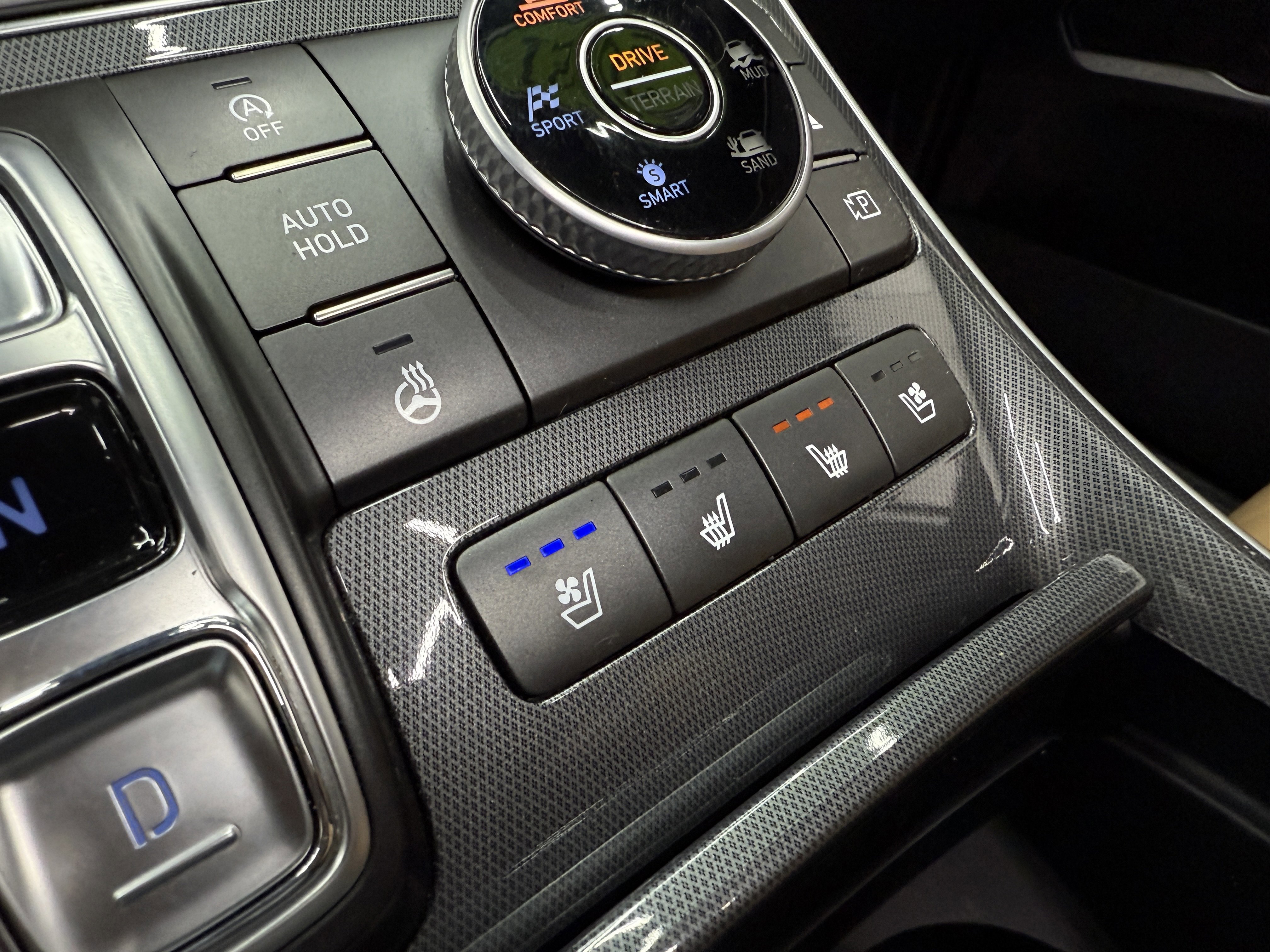 Used 2021 Hyundai Santa Fe Calligraphy image 22