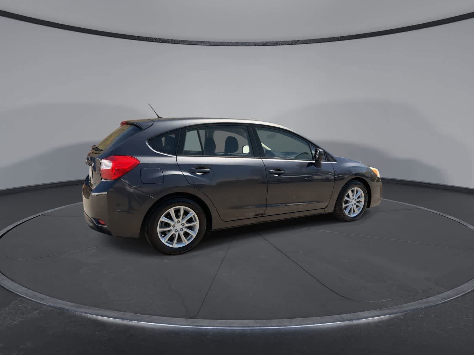 Used 2013 Subaru Impreza 2.0i Premium w/ All-Weather Pkg image 8