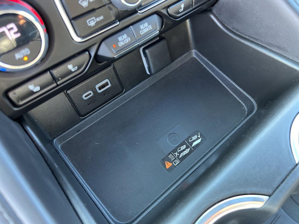 Used 2023 Chevrolet Suburban LT image 48