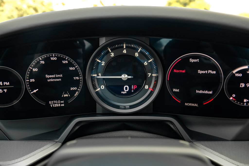 Used 2020 Porsche 911 Carrera S RWD image 22