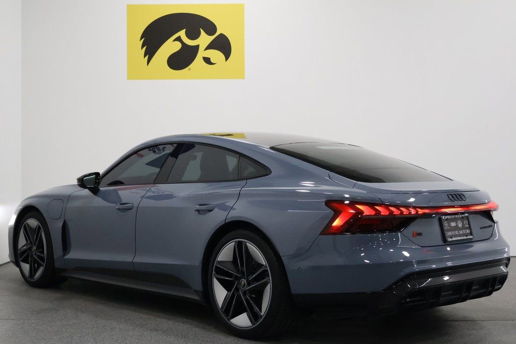 Used 2024 Audi RS e-tron GT w/ Carbon Performance Package image 9