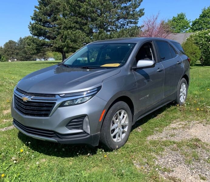 Used 2024 Chevrolet Equinox LT FWD image 2