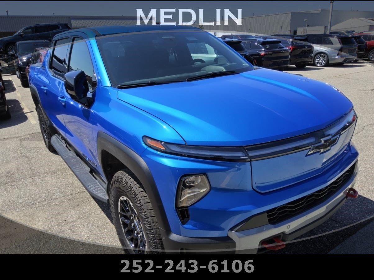 Used 2026 Chevrolet Silverado EV Trail Boss AWD/4WD image 1