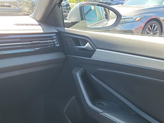 Certified 2026 Volkswagen Jetta Sport FWD image 4