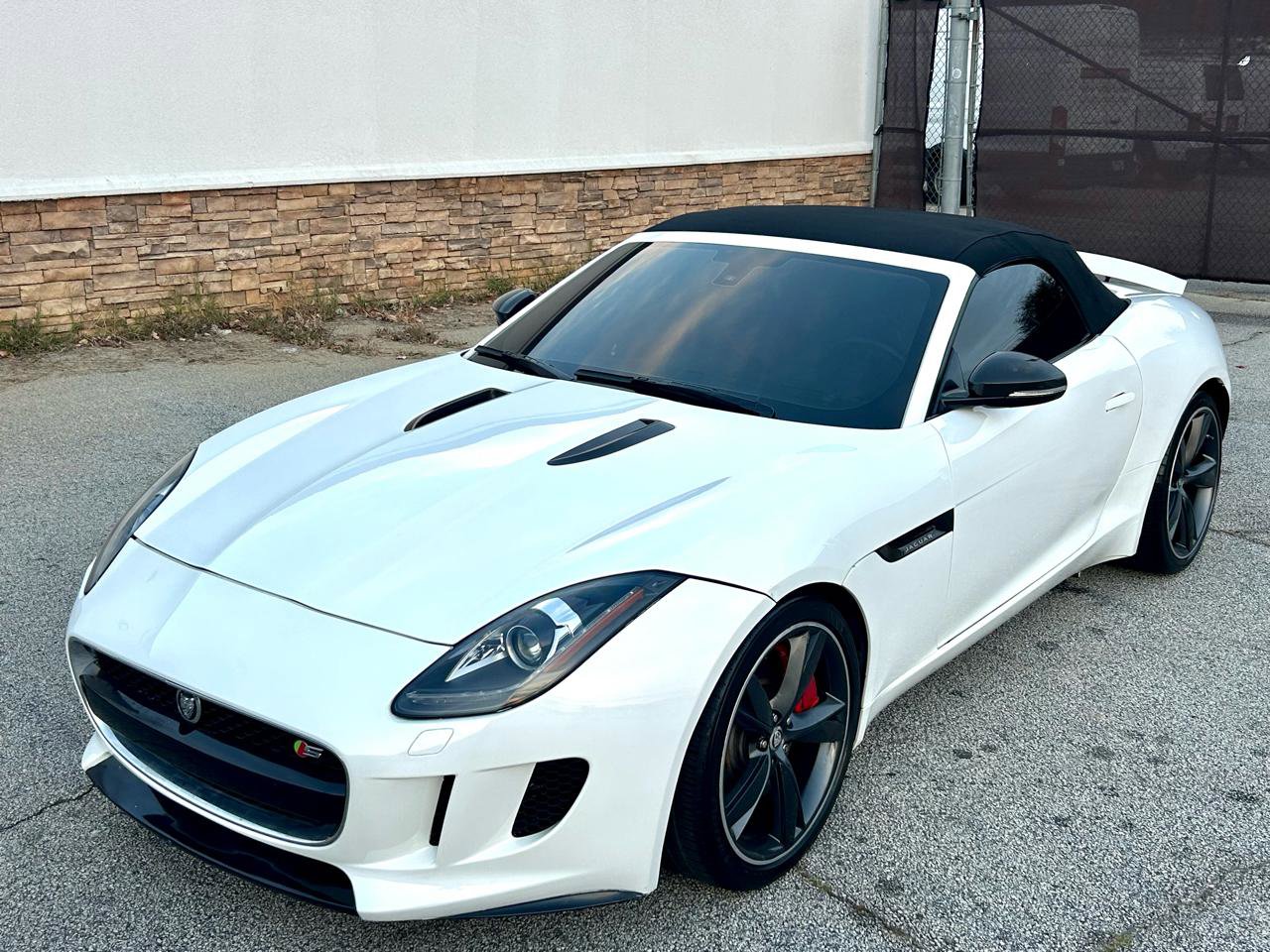 Used 2014 Jaguar F-TYPE S RWD image 5