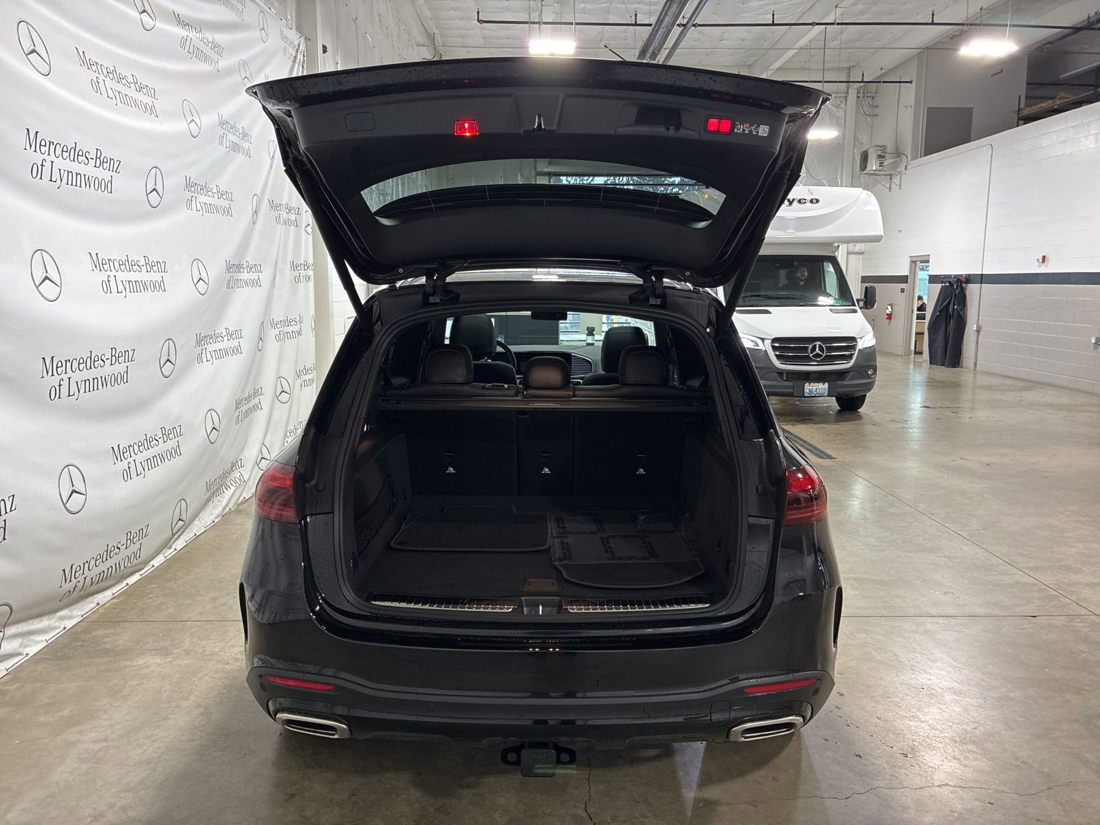 Used 2026 Mercedes-Benz GLE 580 4MATIC image 6