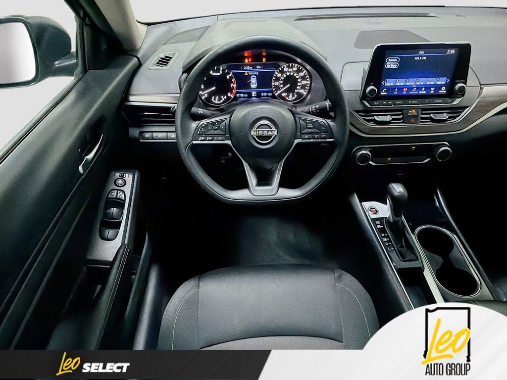 Used 2024 Nissan Altima 2.5 SV image 20