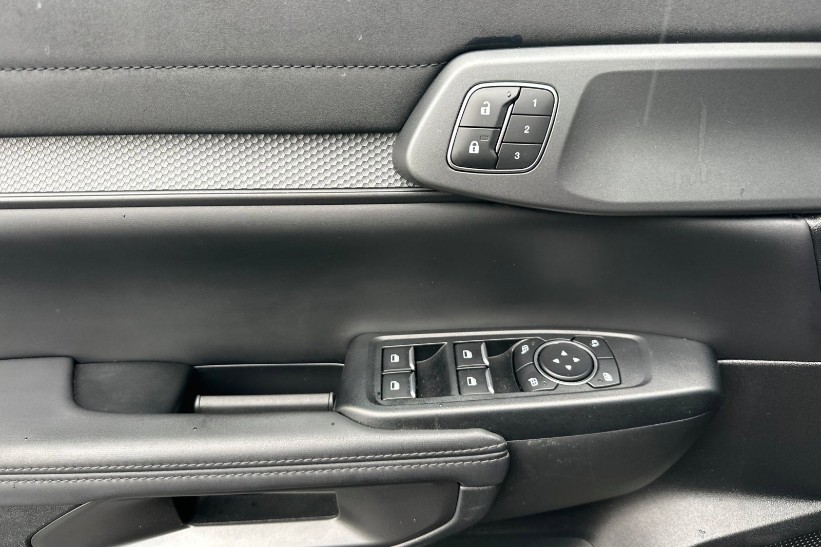 Used 2024 Ford Ranger Raptor image 11